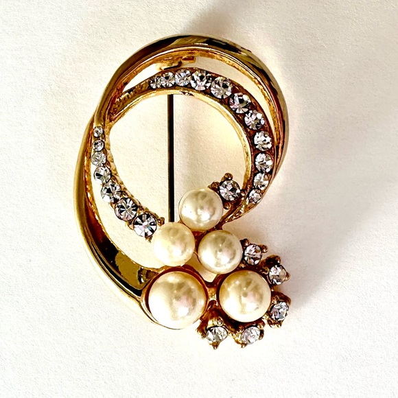 GOLD, FRESHWATER PEARL & RHINESTONE Brooch / Pin - Picture 3 of 6